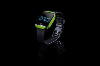 Fusion5 Fitness Activity Tracker Watch and Bluetooth Smartwatch - GREEN